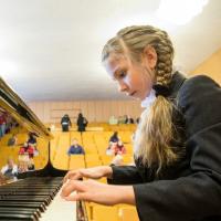 Домра - Престижно ли сегодня музыкальное образование среди молодежи?